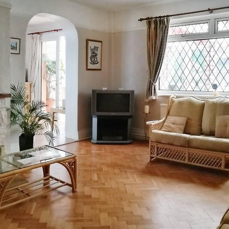 Plas Tirion Llanddulas 외부 사진
